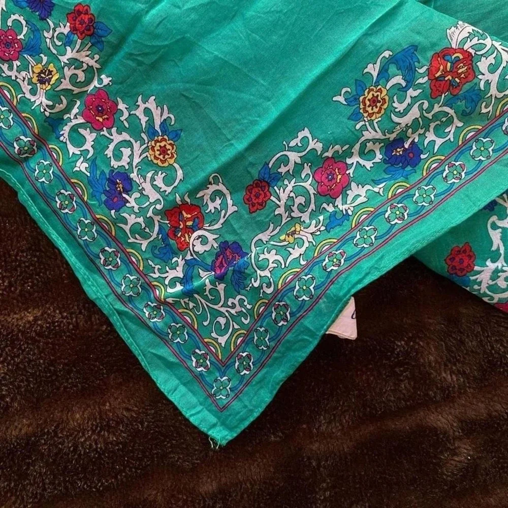 Ginnie Johansen  Green Floral Border 26